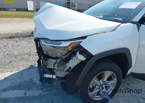 2022 Toyota Rav4 Xle from USA, damaged, VIN 2T3W1RFV0NC193902